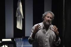 L'armonia perduta-Letteratura e salti mortali-Teatro Stabile Napoli_8